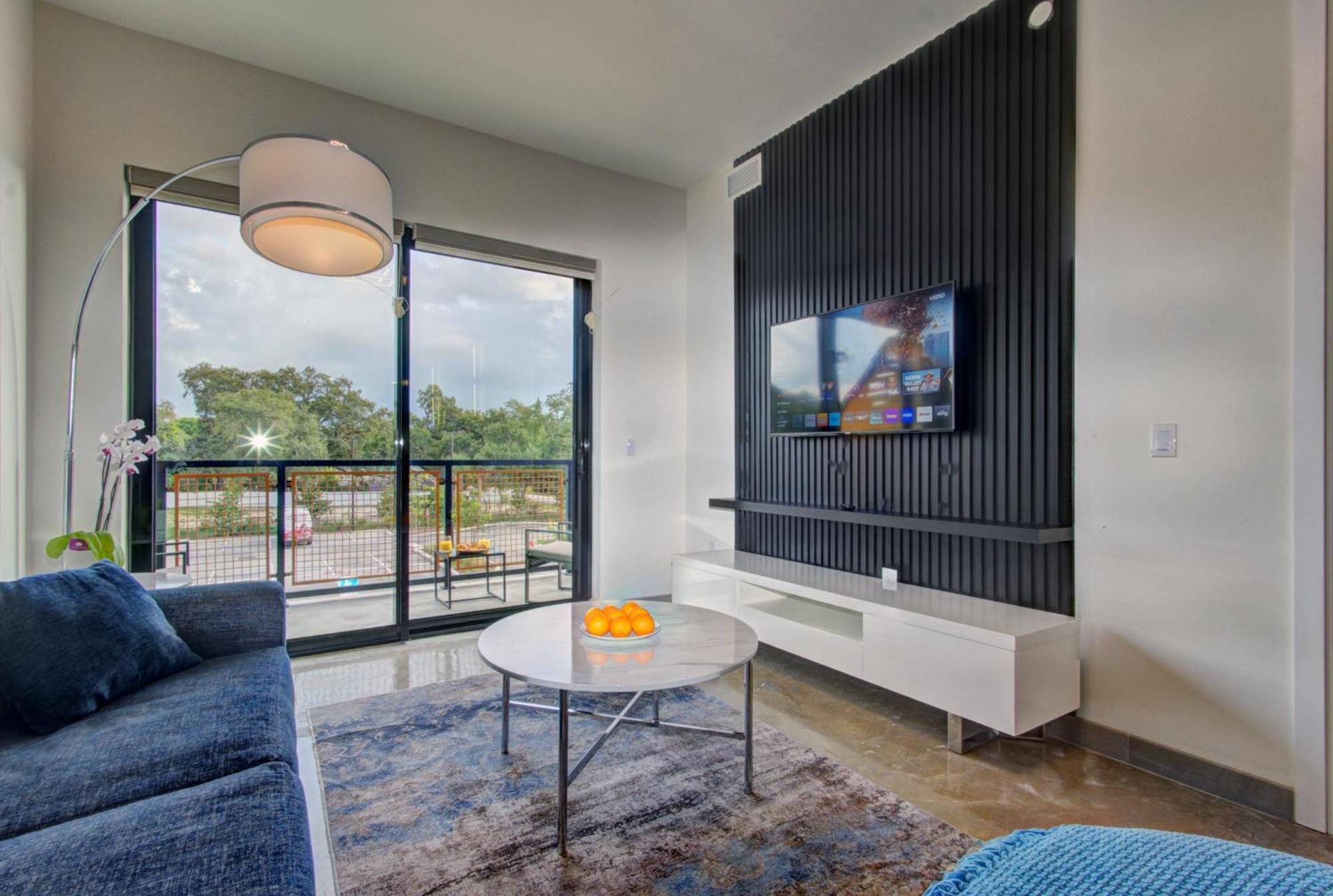 Sejur At Koosh Living Davie Exterior photo
